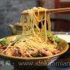 專(zhuān)業(yè)培訓(xùn)襄陽(yáng)牛肉面牛雜面制作配方加盟老譚家